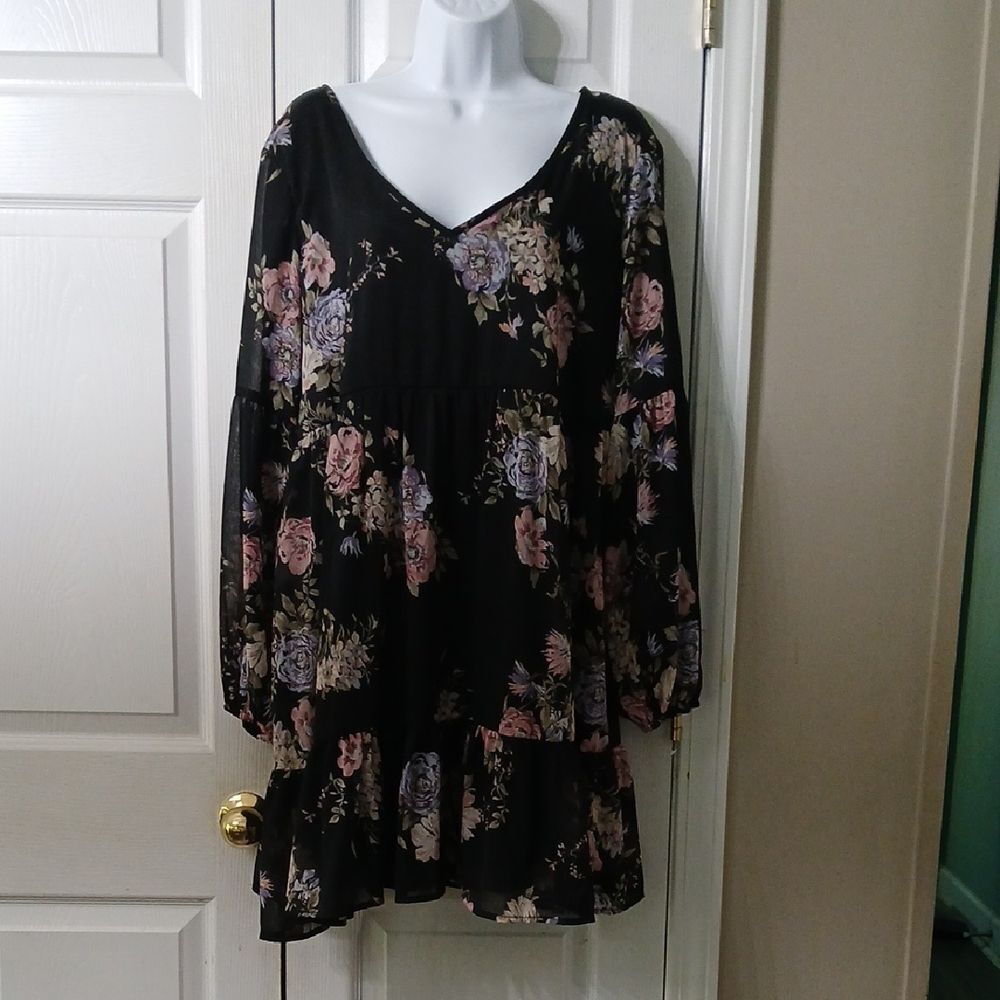 Rewind black floral print long sleeve flowy dress Sz XL NWOT